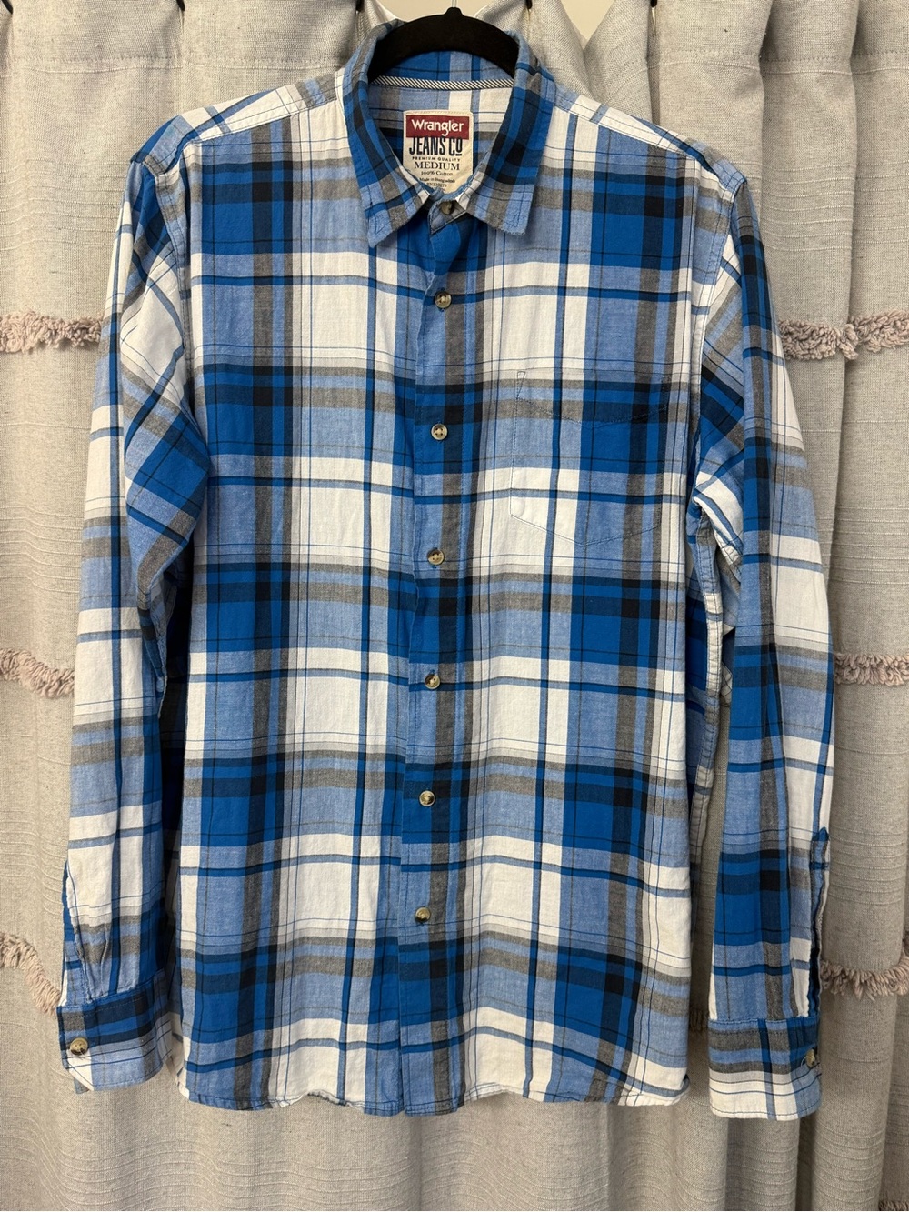 Wrangler Jeans Co Men's Large Blue & White Plaid Cotton Button Down Shirt Size M